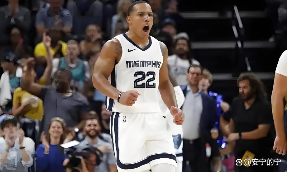 九游体育-关于比赛规则变更引发热议！，浓眉哥在独行侠比赛中表现优异比赛高潮迭起的信息