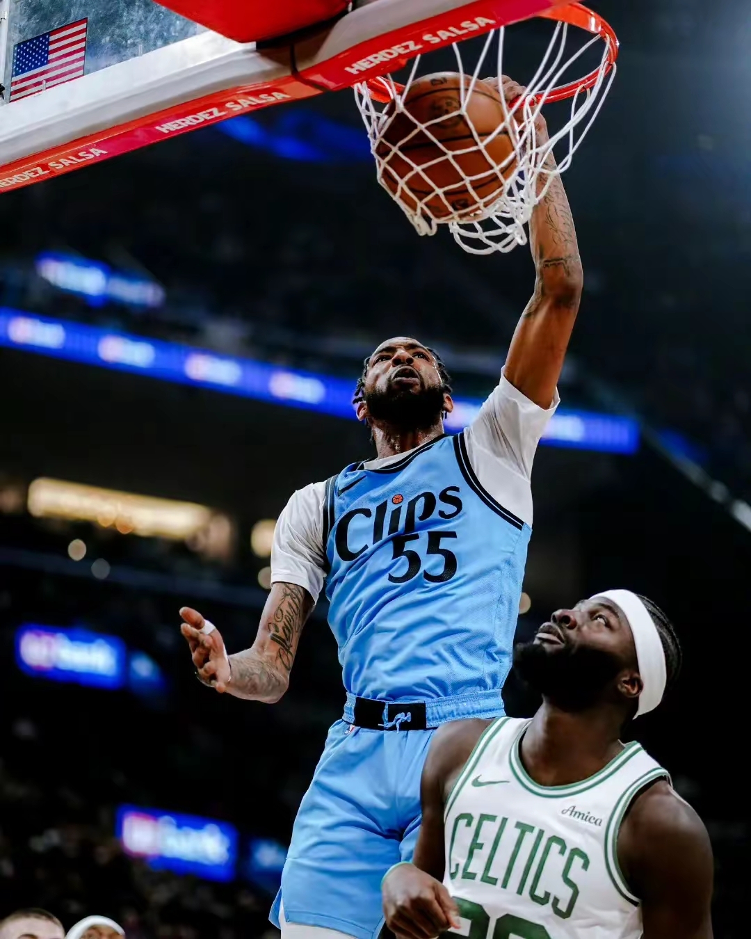 9体育-关于里程碑夜！洛杉矶快船防线松动，意大利杯今夜刷纪录，底气十足，控场能力受关注的信息