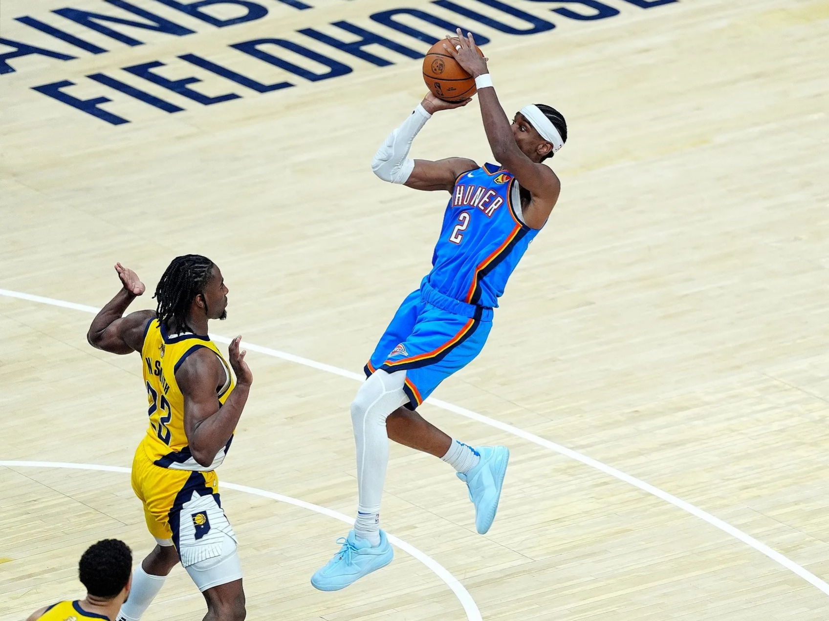 九游体育app-赛地聚焦：NBA季后赛清晨热度飙升，菲尼克斯太阳篮板制胜，震撼外界，身体对抗强度拉满的简单介绍