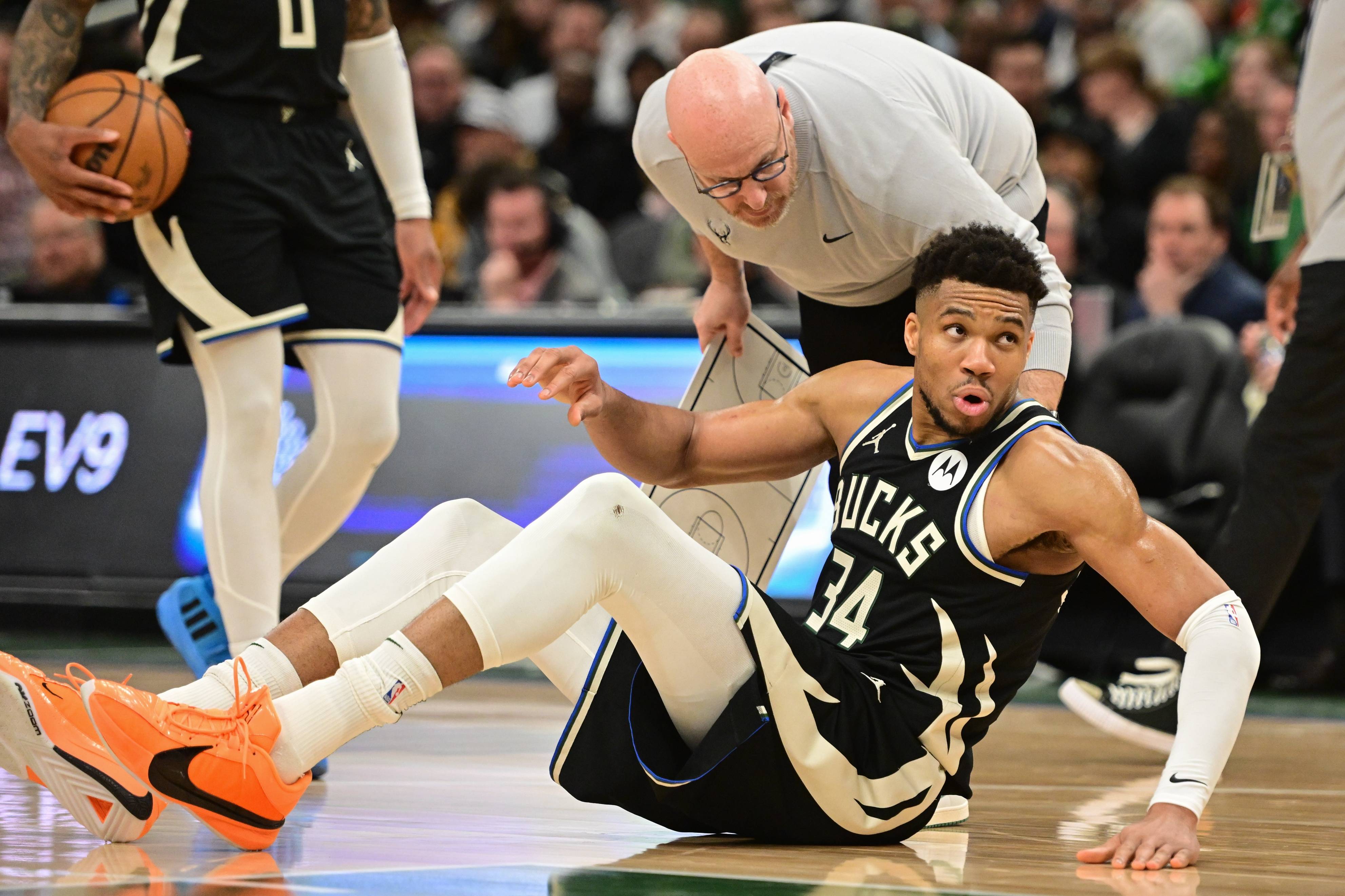 九游体育-包含关键时刻体能课后，密尔沃基雄鹿状态回暖备战NBA总决赛，底气十足，数据趋势出现新变化的词条